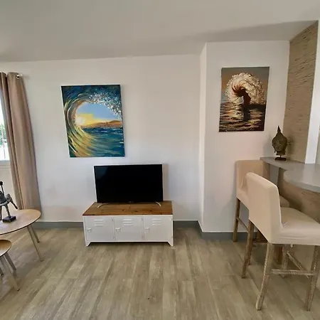 Marinesappartement, 2min Plage, Acces Direct Port * סן טרופז