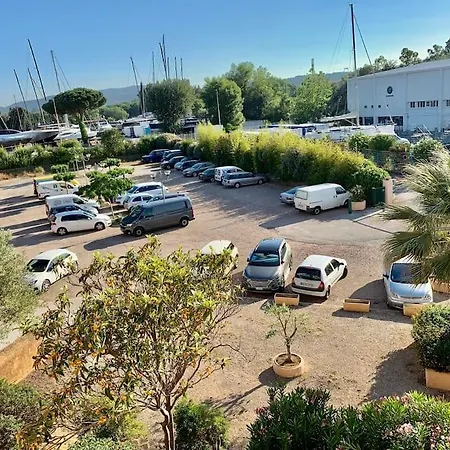 Lägenhet Marinesappartement, 2min Plage, Acces Direct Port Saint-Tropez
